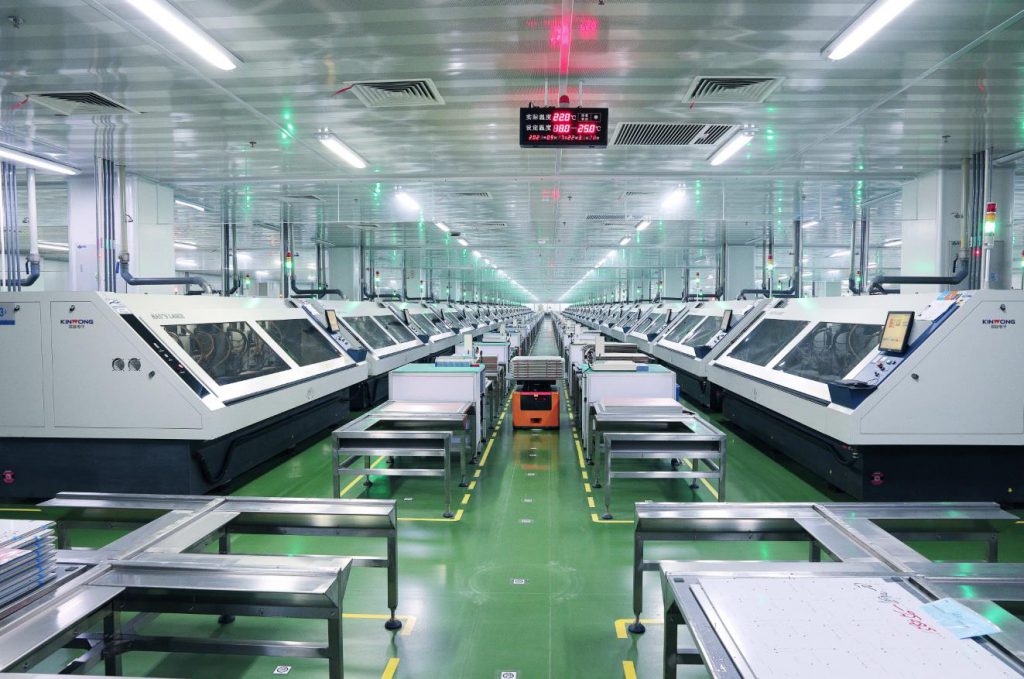 Kinwong Jiangxi manufacturing site automotive safety parts circuit board enter Gan-Produce high-quality goods table